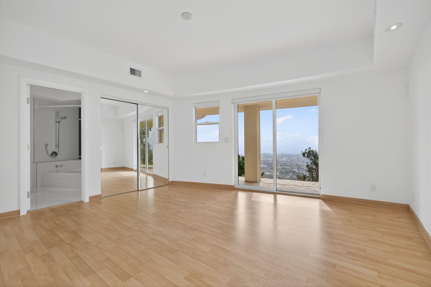 864 Montclair Drive