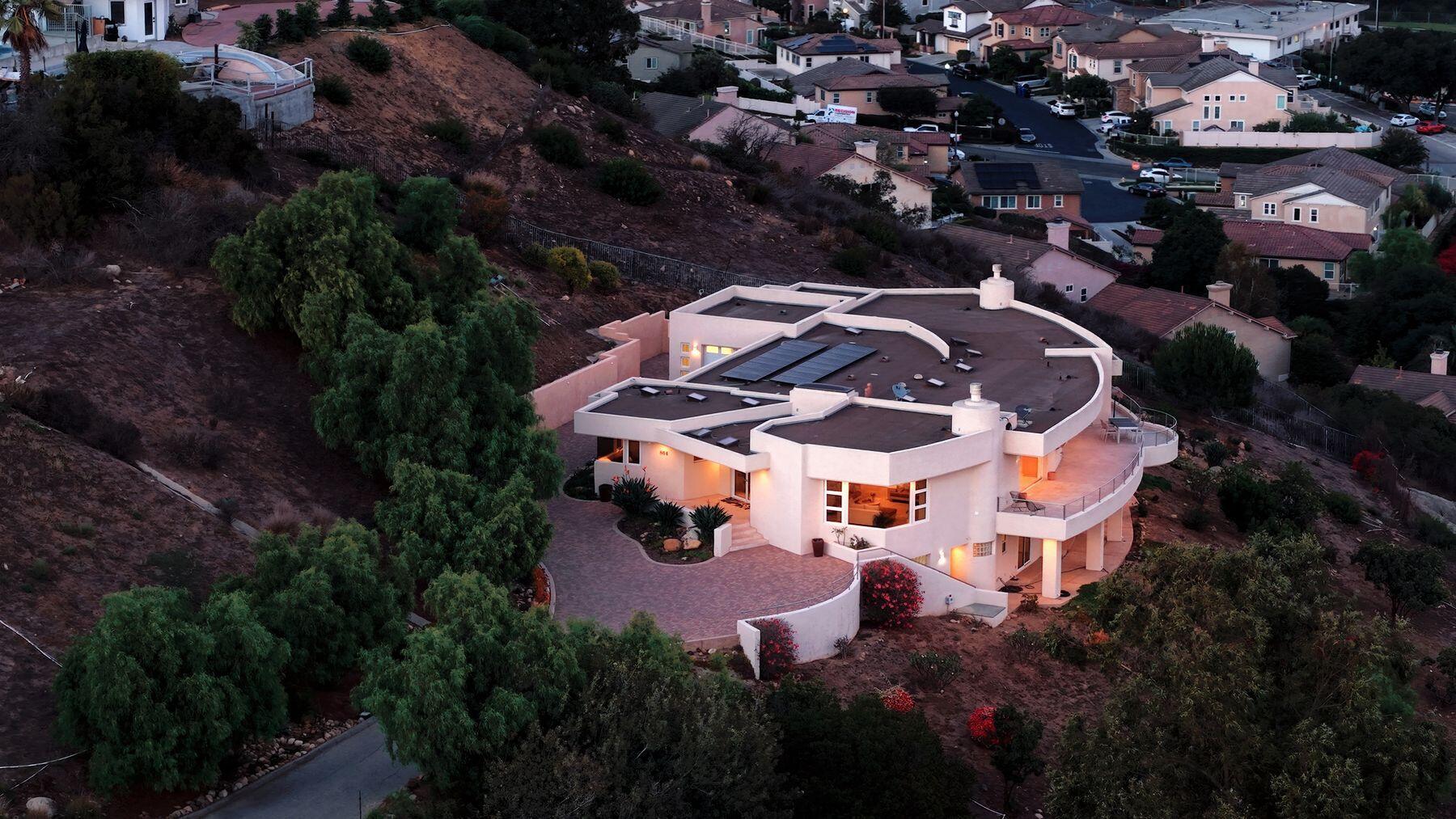 864 Montclair Drive