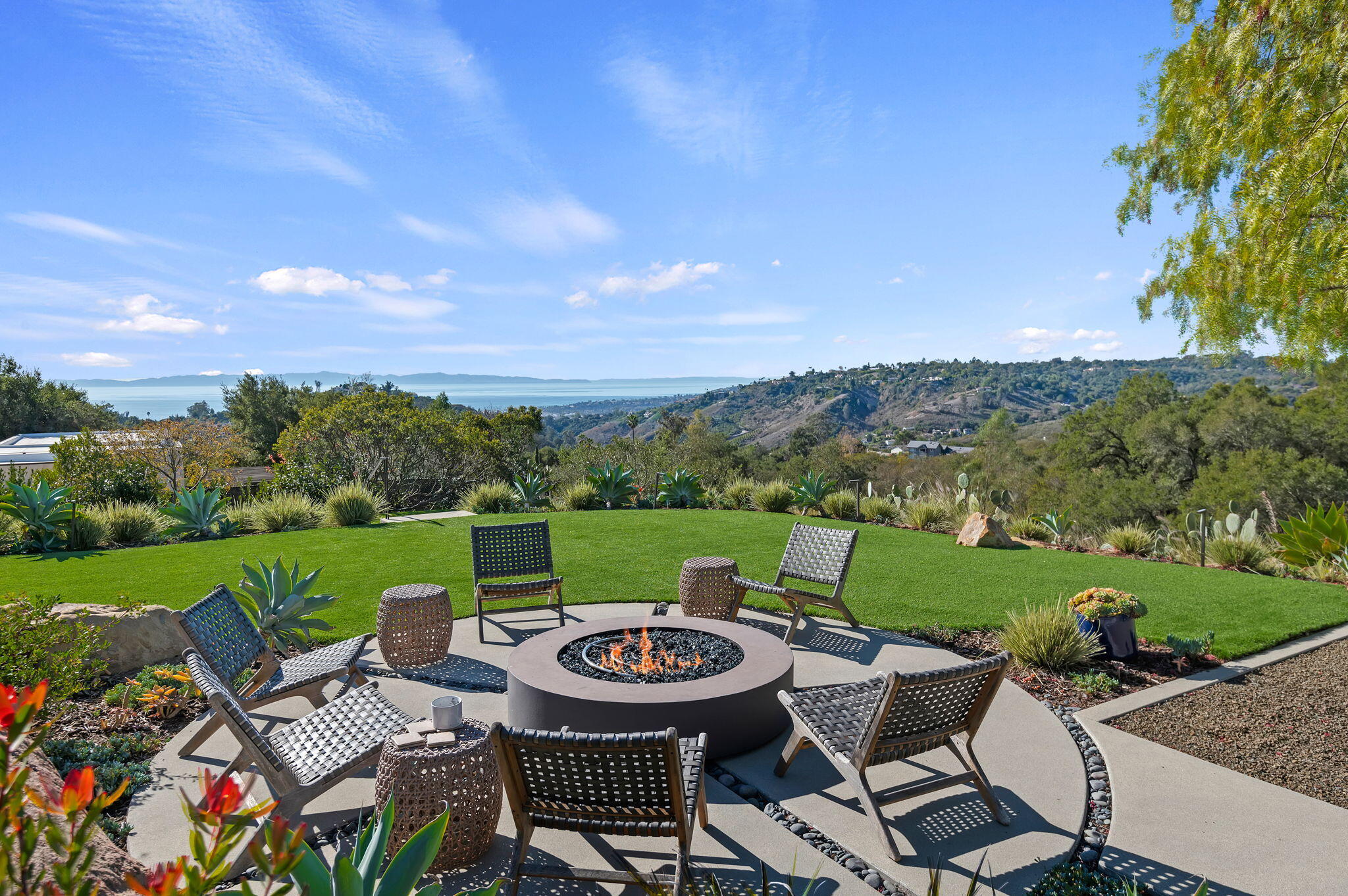 193 E Mountain Drive