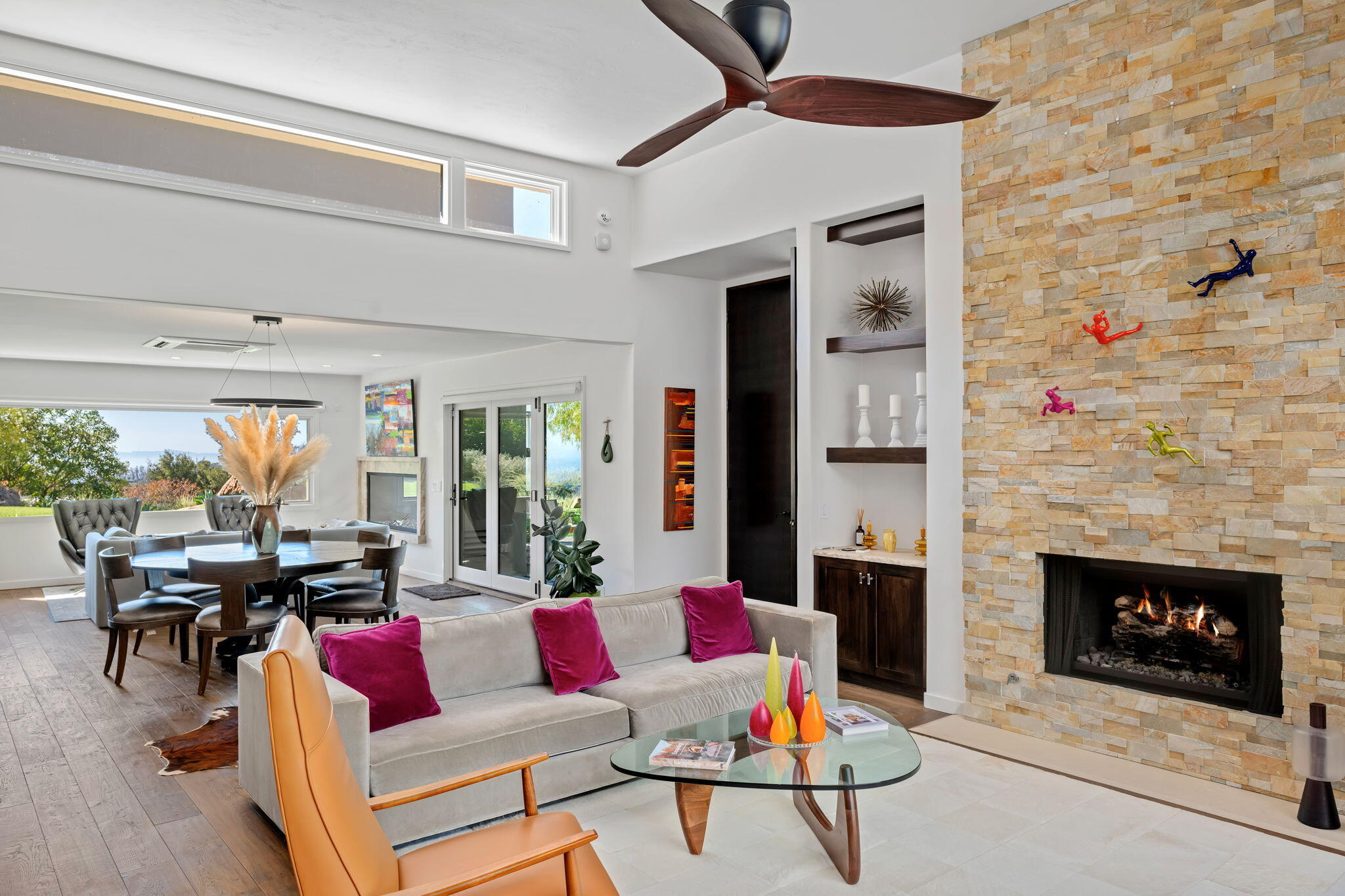 193 E Mountain Drive