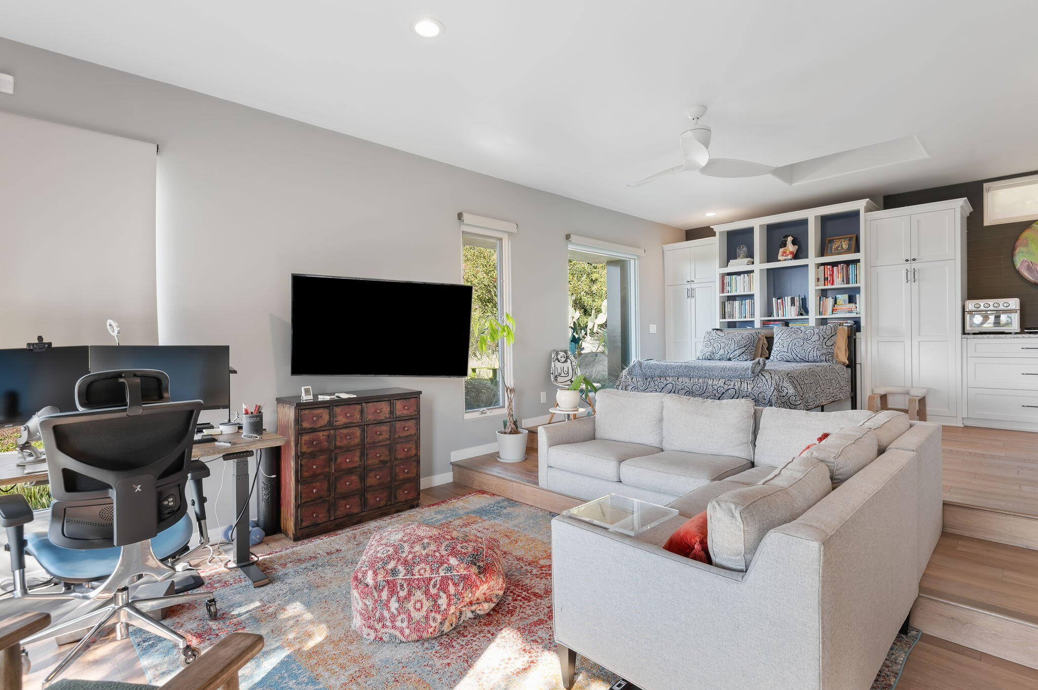 193 E Mountain Drive