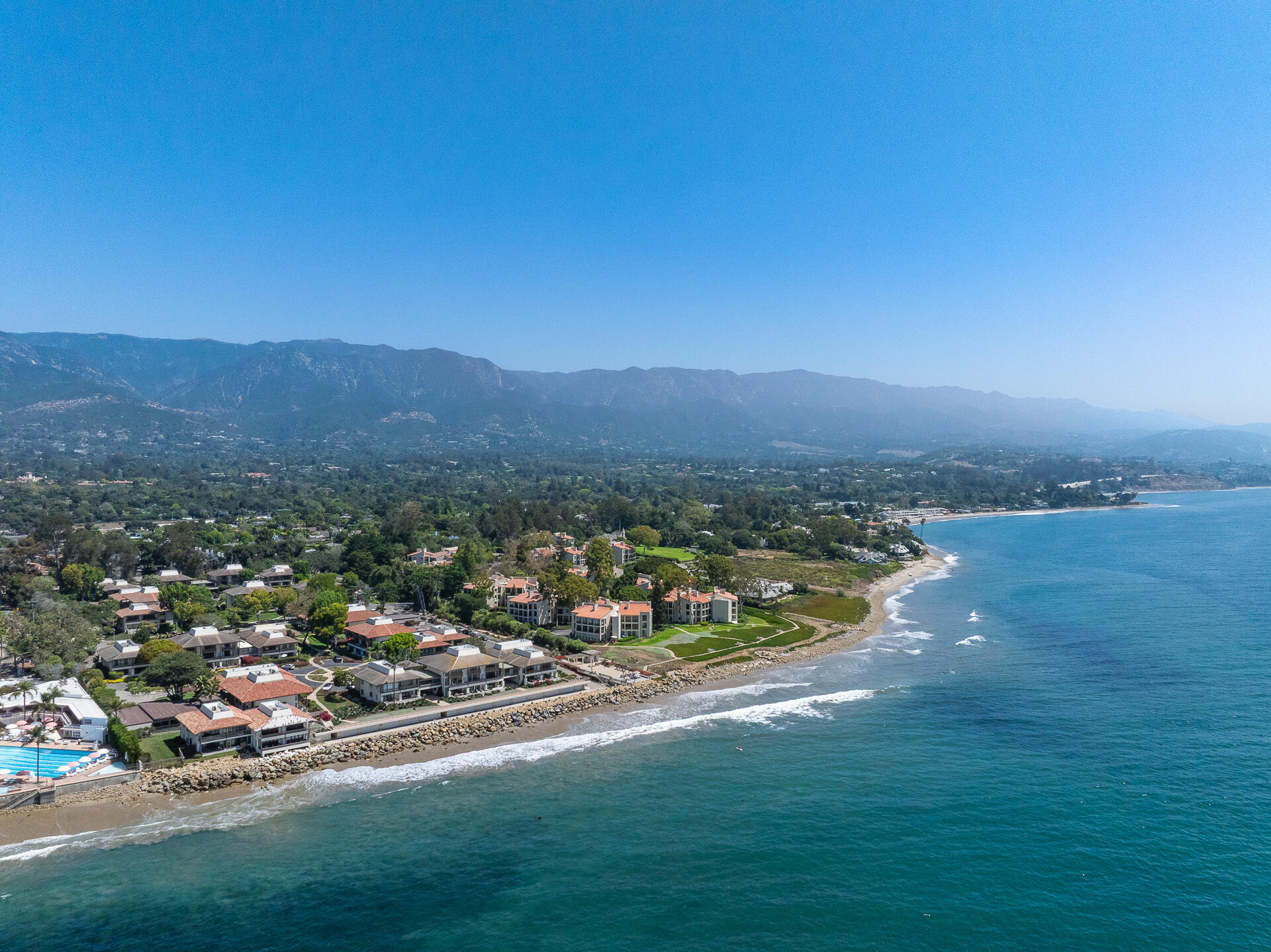 1300 Plaza Pacifica