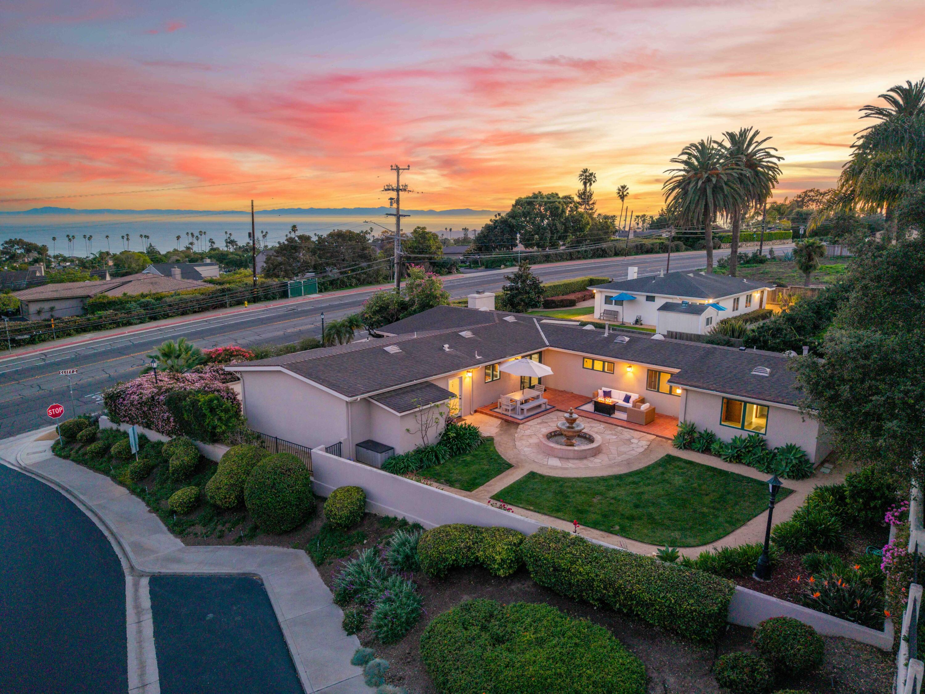 1236 Cliff Drive