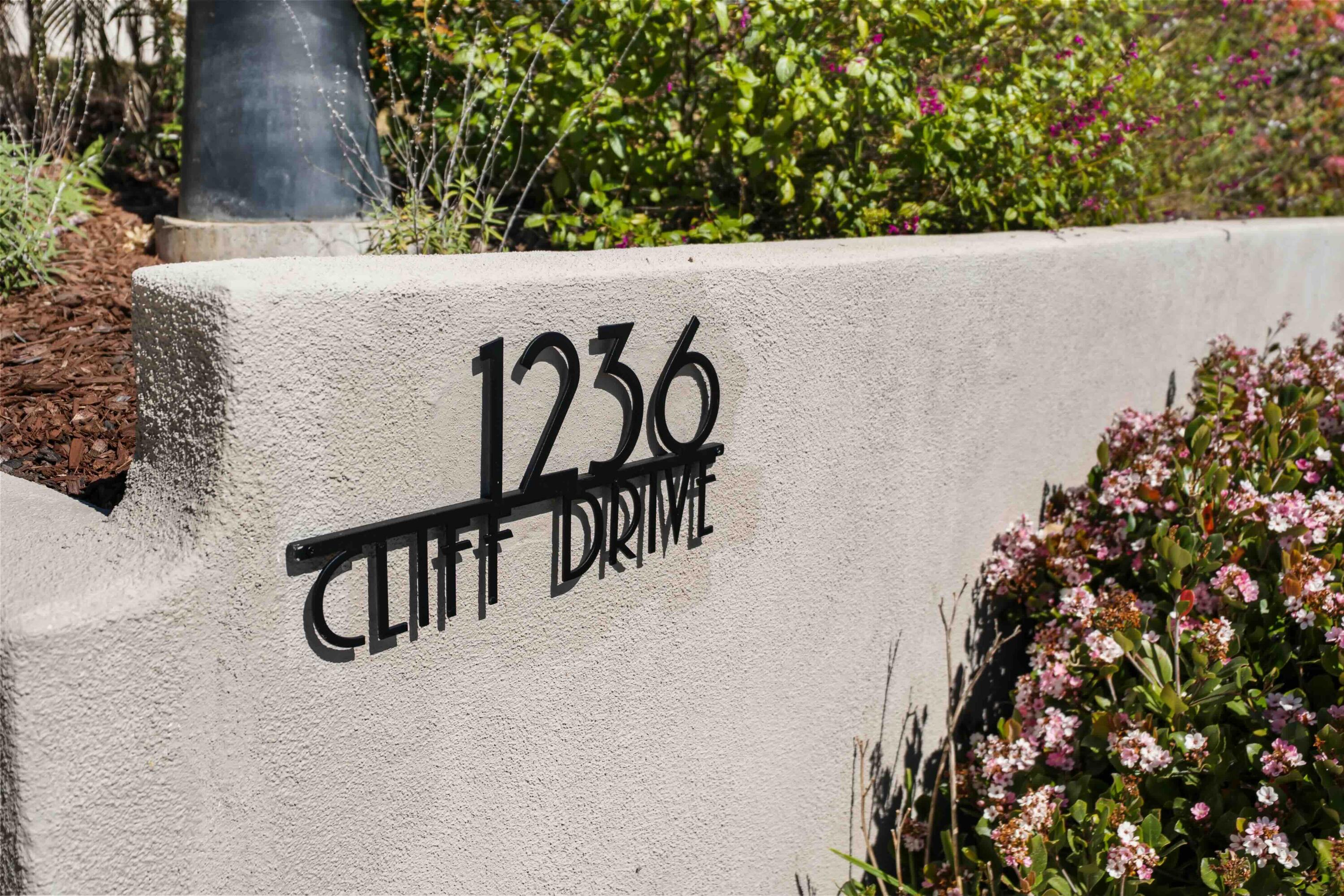 1236 Cliff Drive