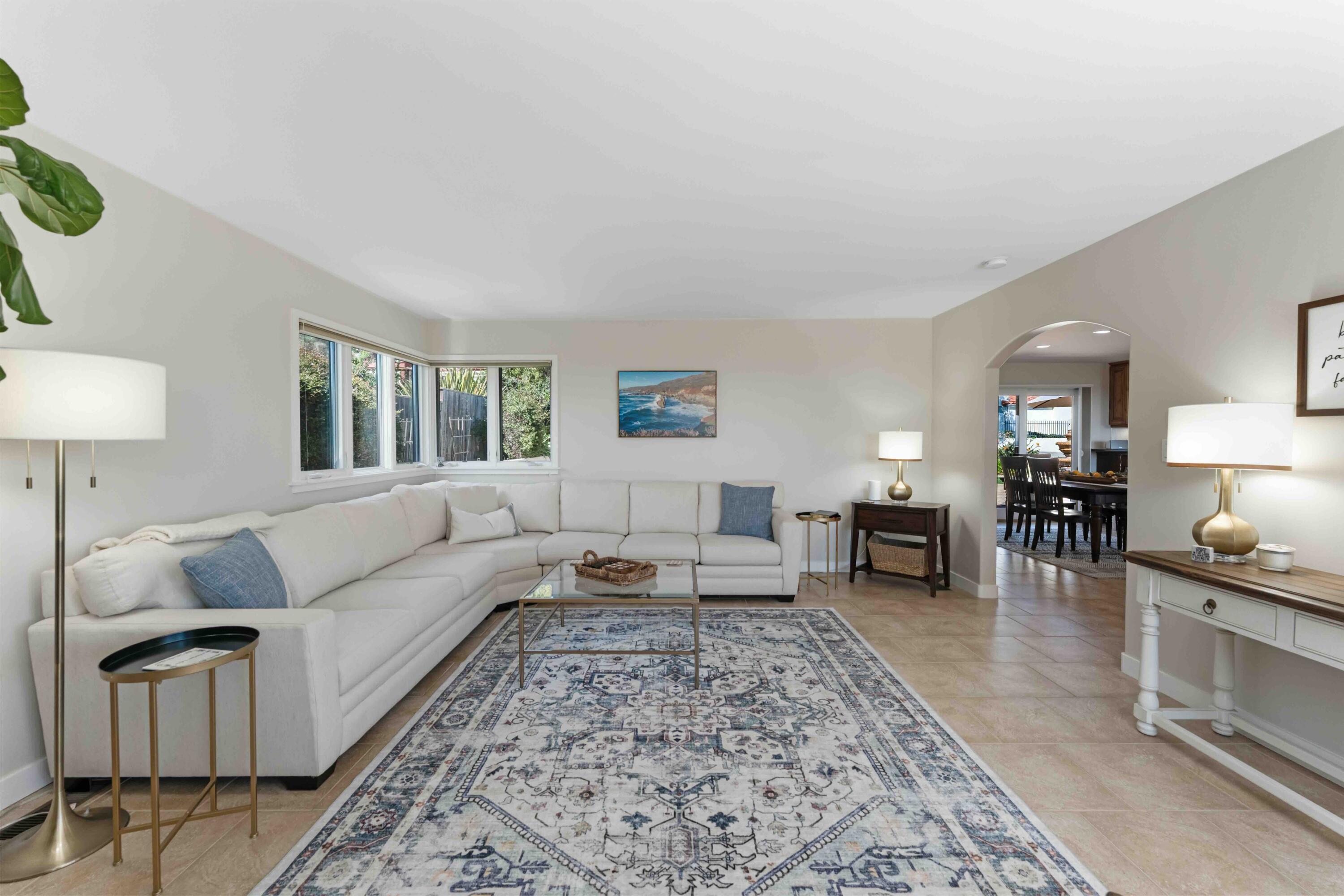 1236 Cliff Drive