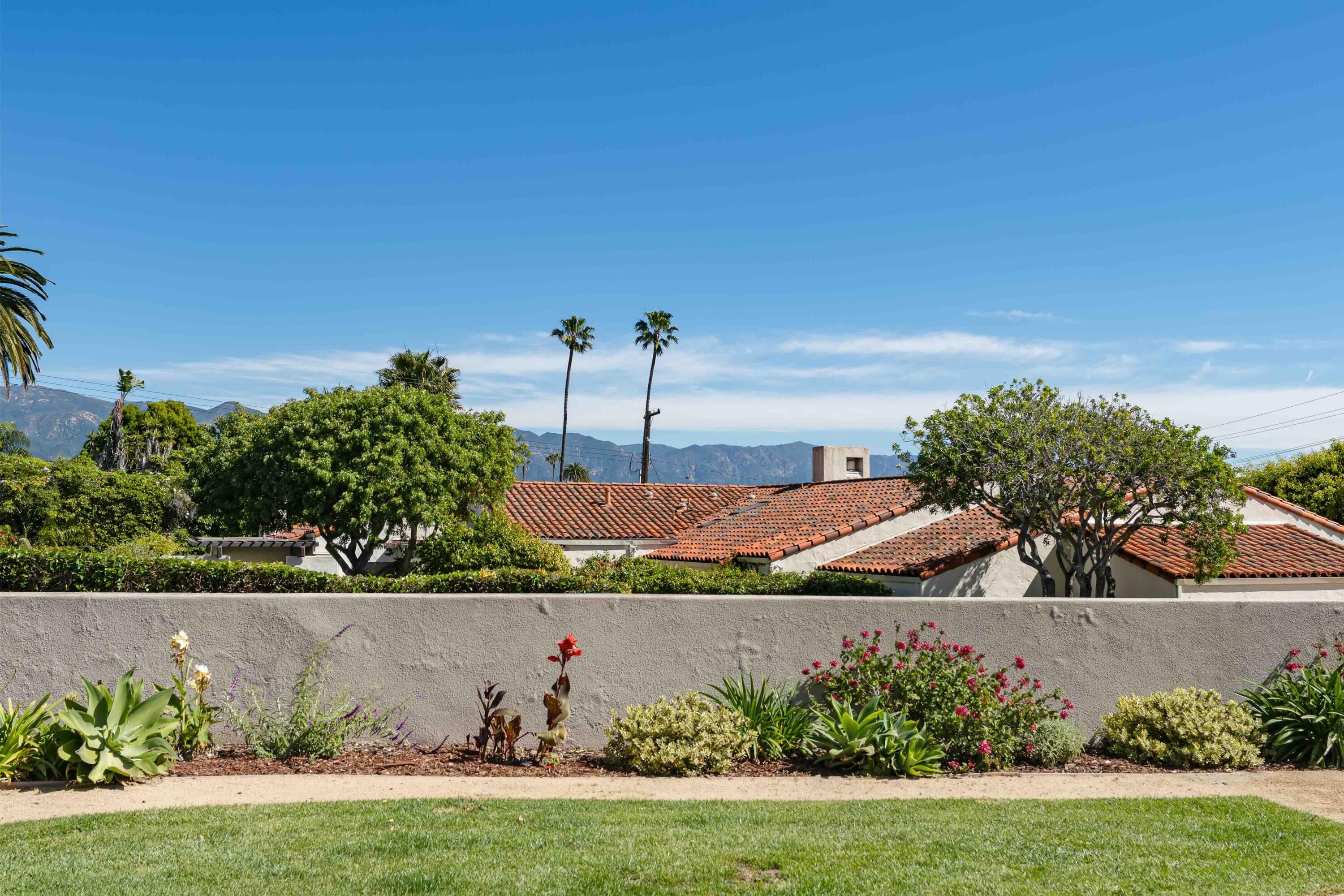 1236 Cliff Drive