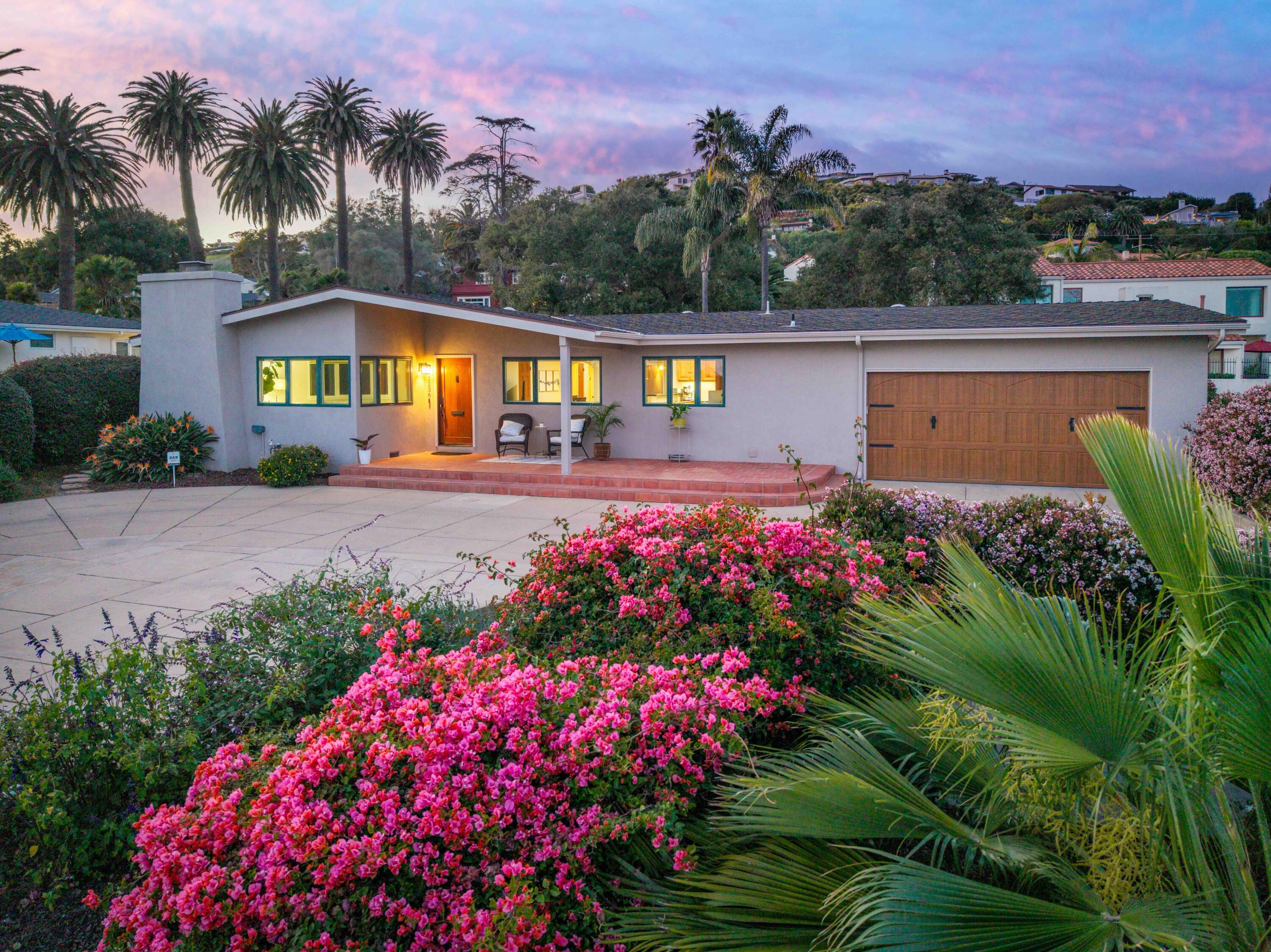 1236 Cliff Drive