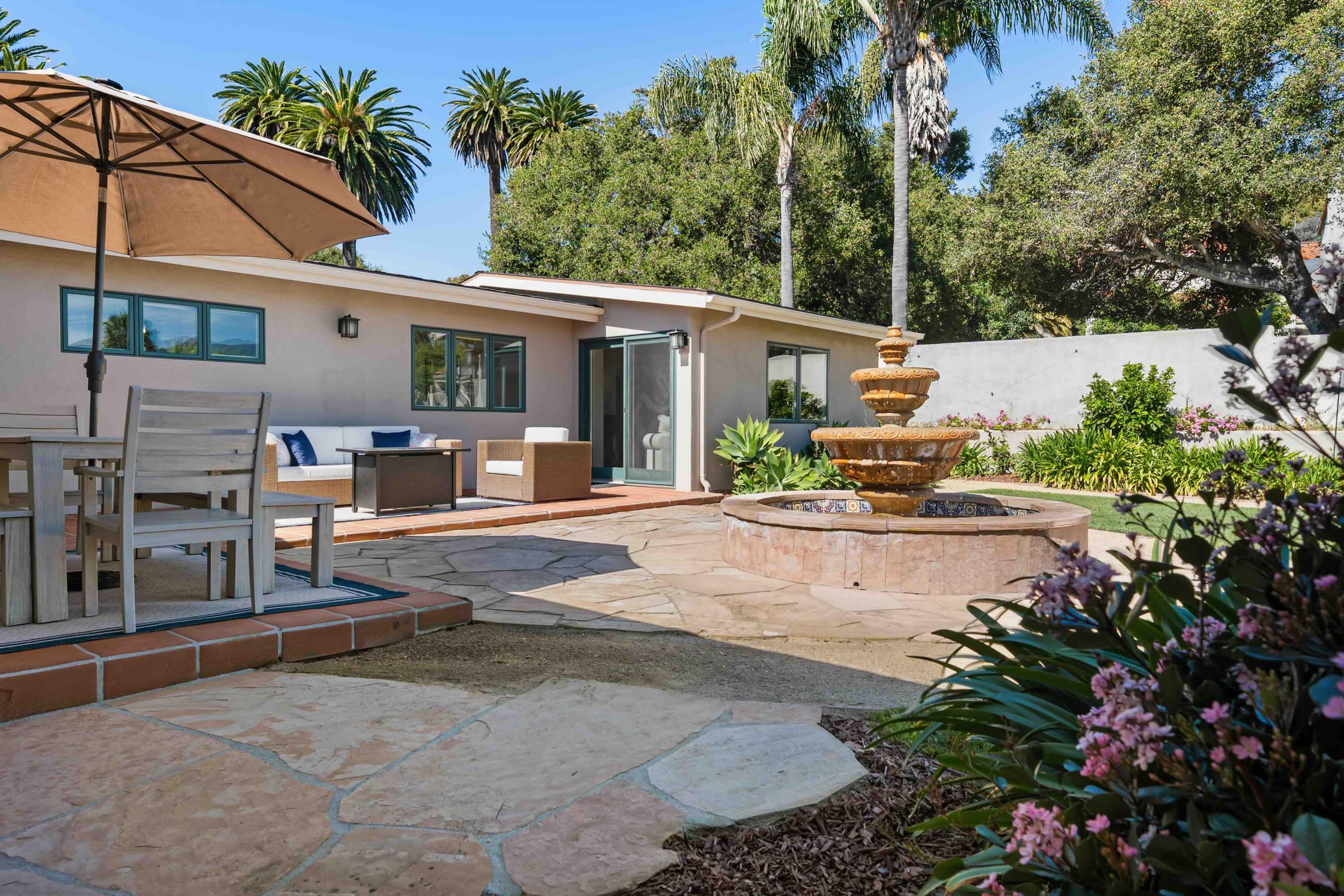 1236 Cliff Drive