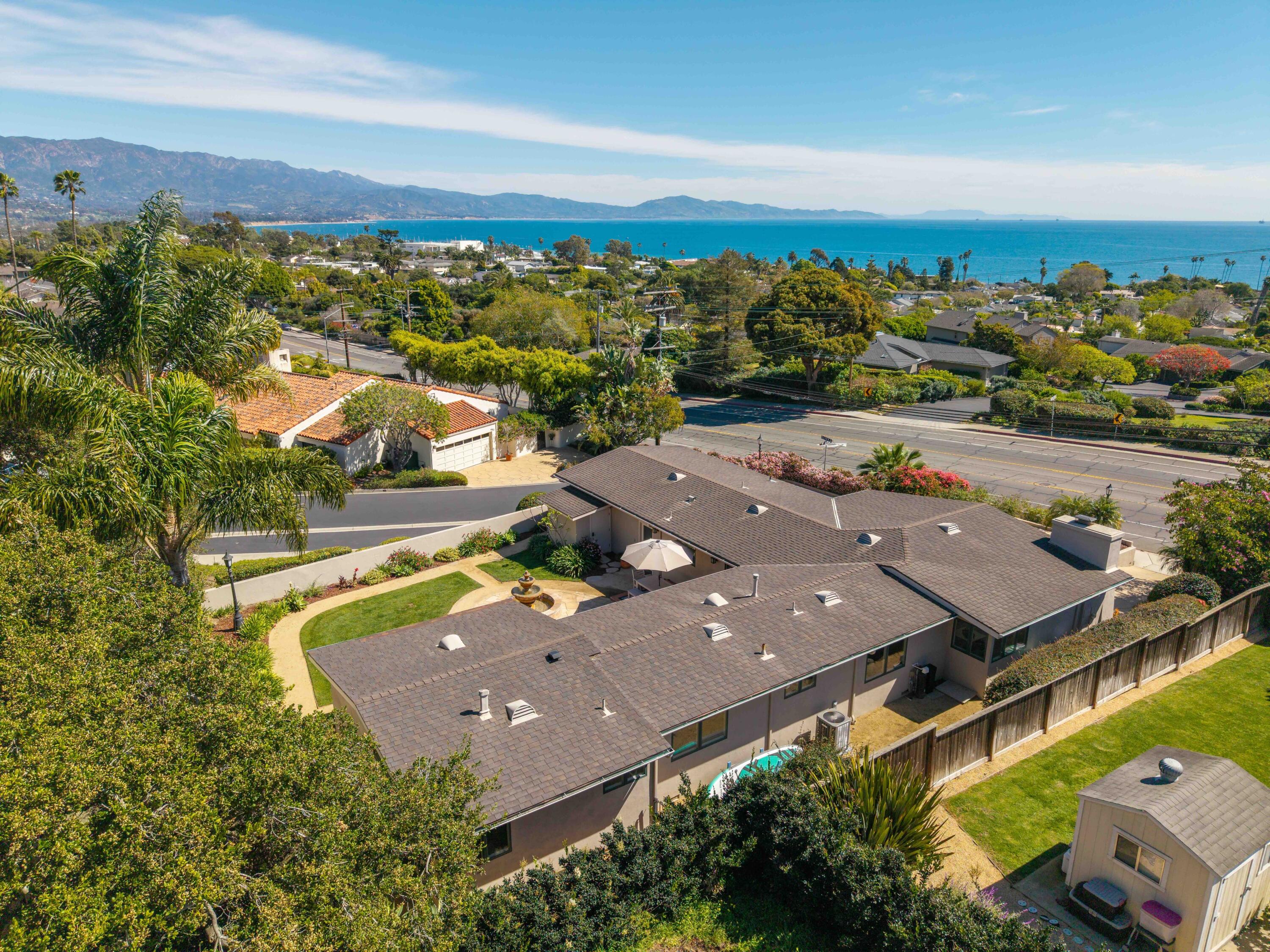 1236 Cliff Drive