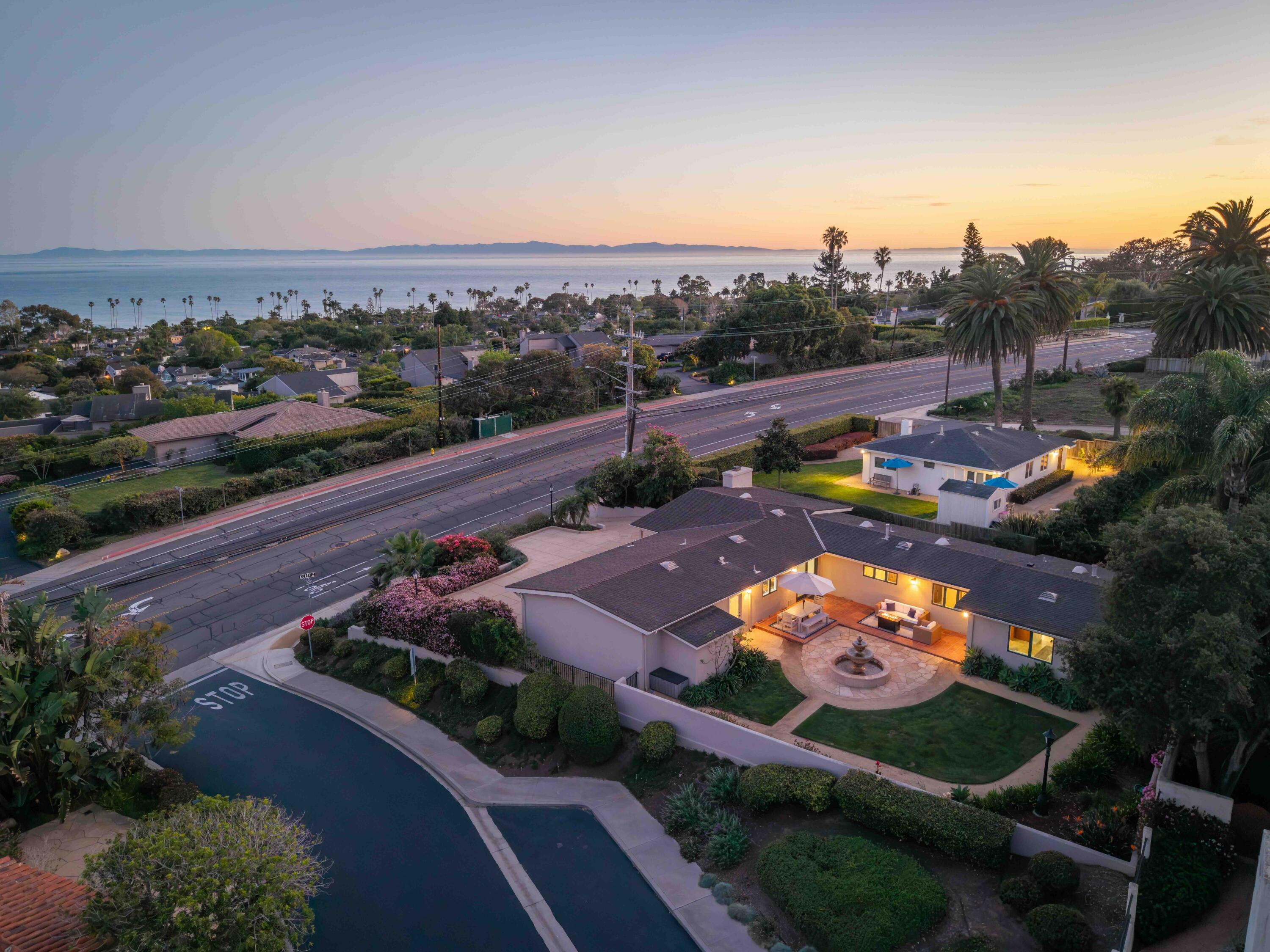 1236 Cliff Drive