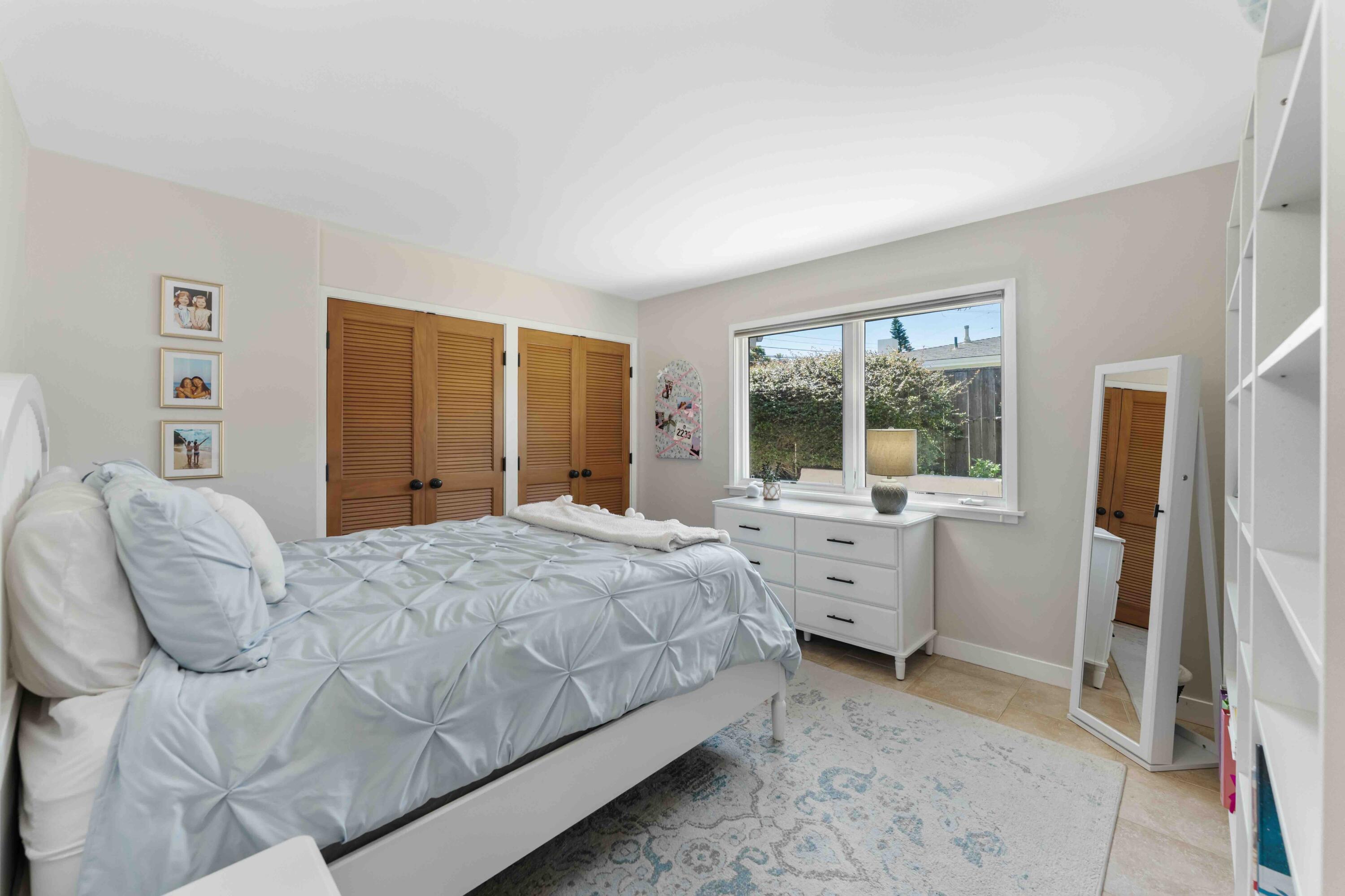 1236 Cliff Drive