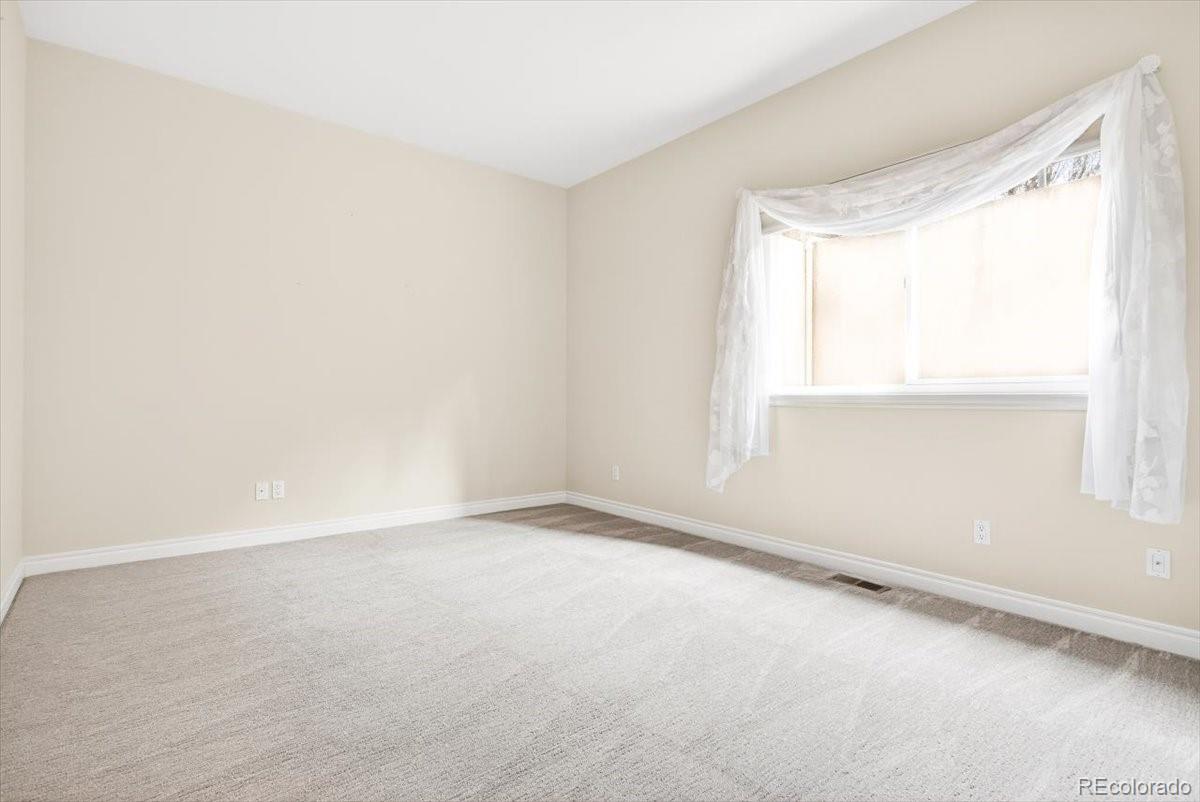 9430 S Silent Hills Drive