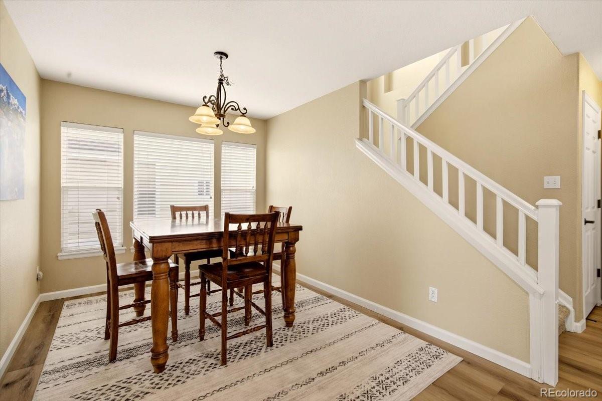 8976 Sanderling Way