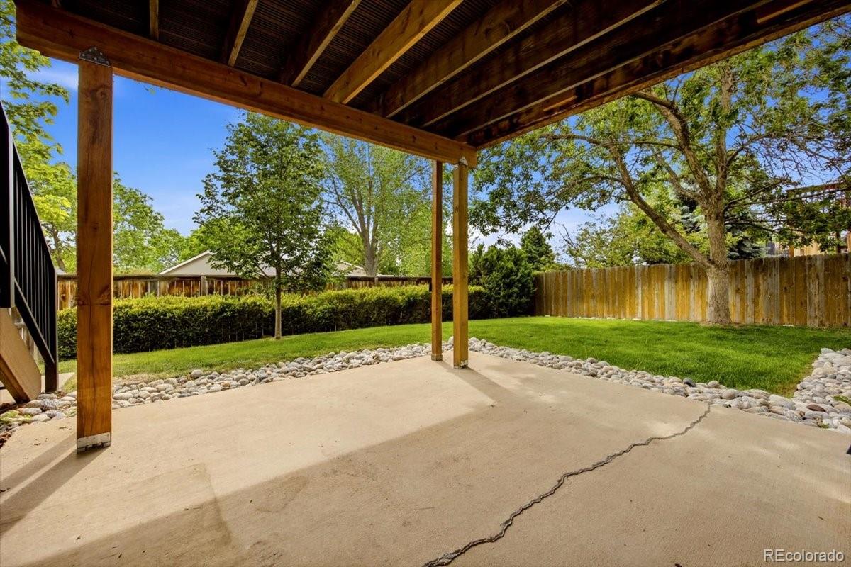 8976 Sanderling Way