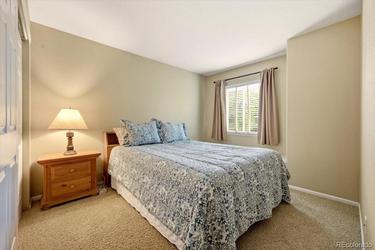8976 Sanderling Way