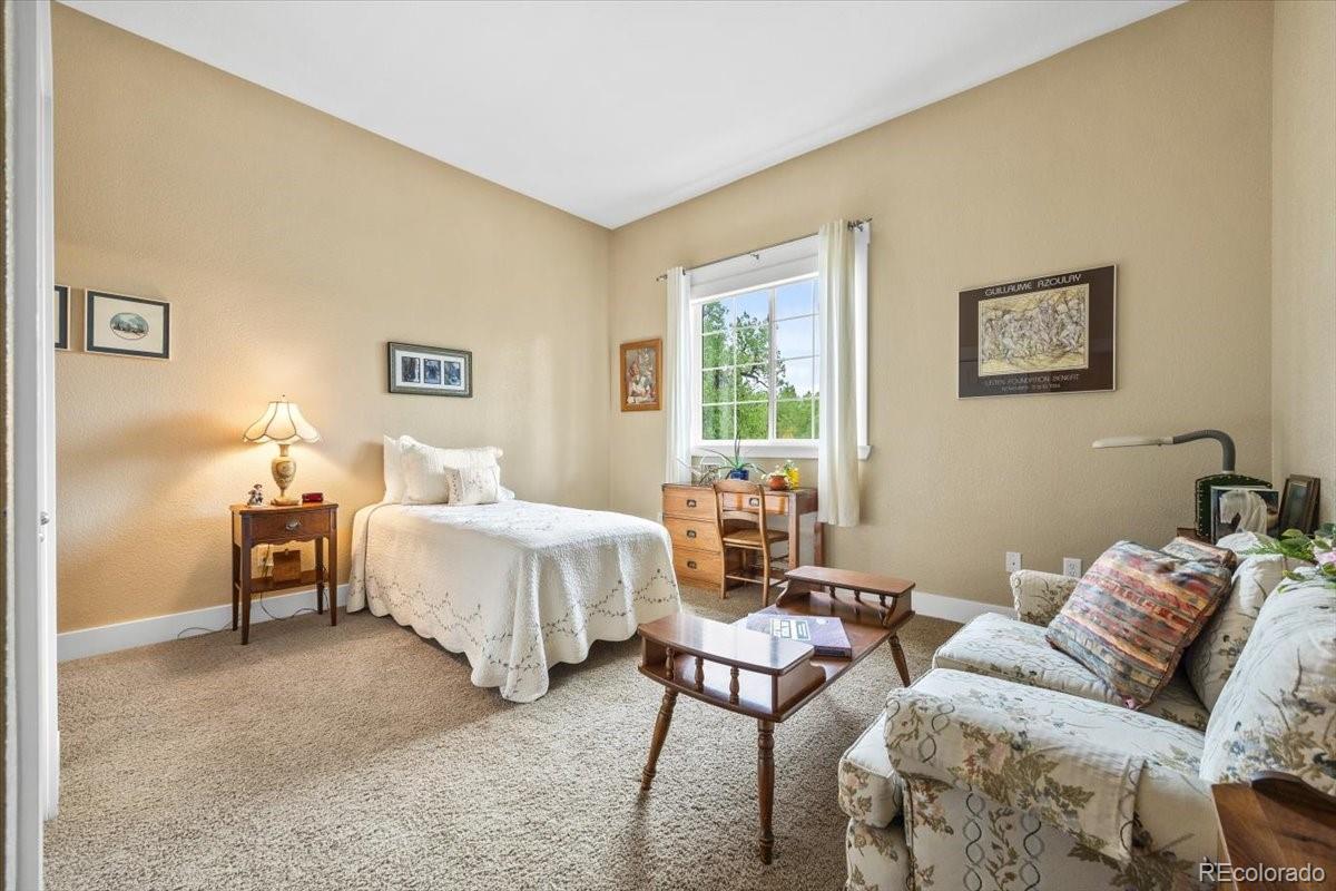 6000 W Floyd Avenue Unit: 115