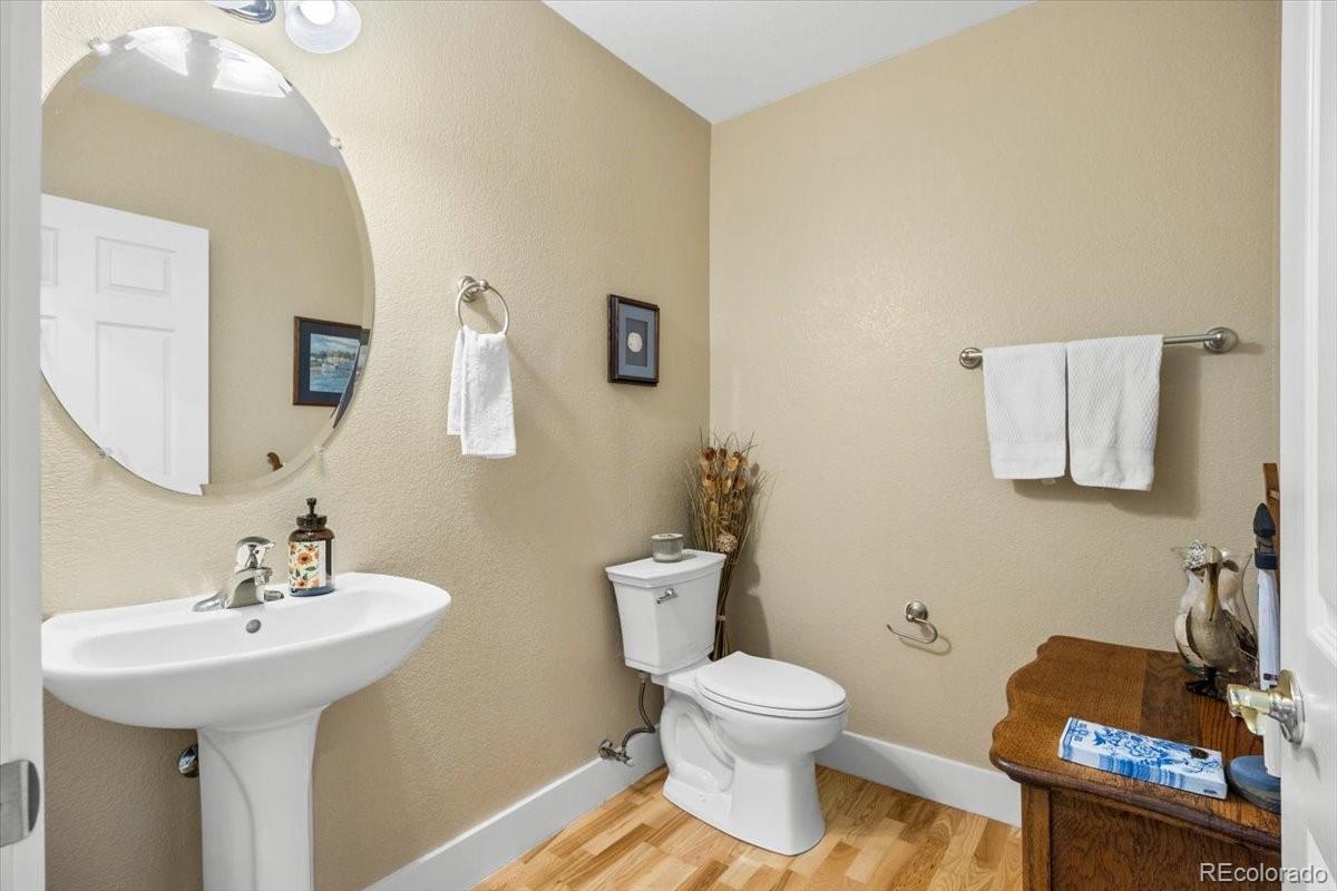 6000 W Floyd Avenue Unit: 115