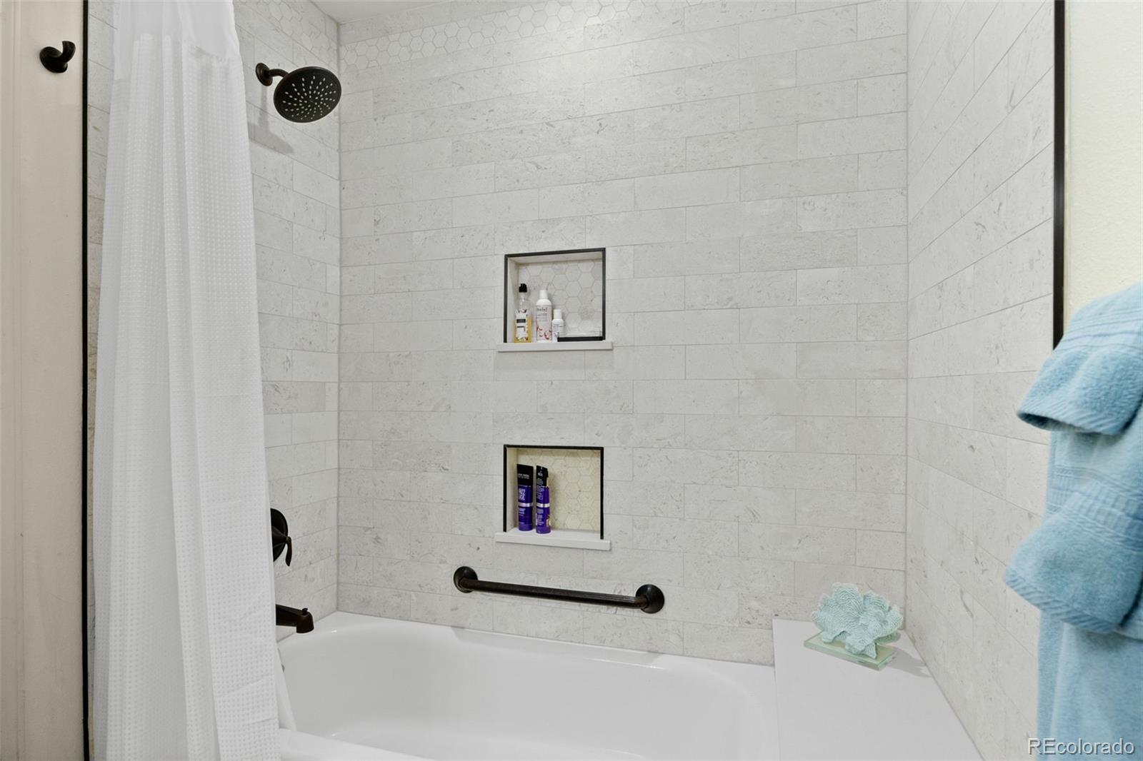 2987 W Long Drive Unit: A