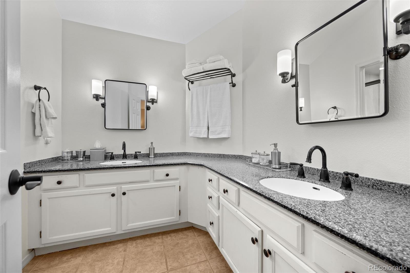 2987 W Long Drive Unit: A