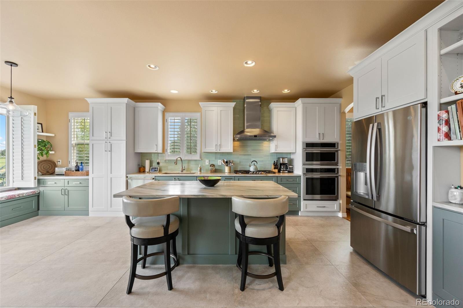 16601 Red Cliff Circle