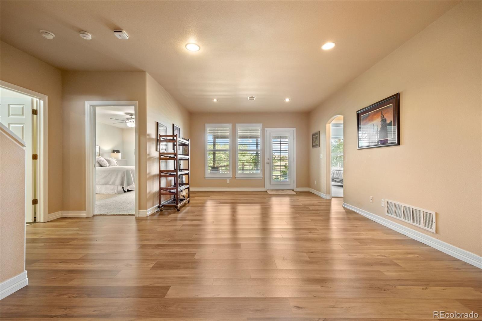 16601 Red Cliff Circle