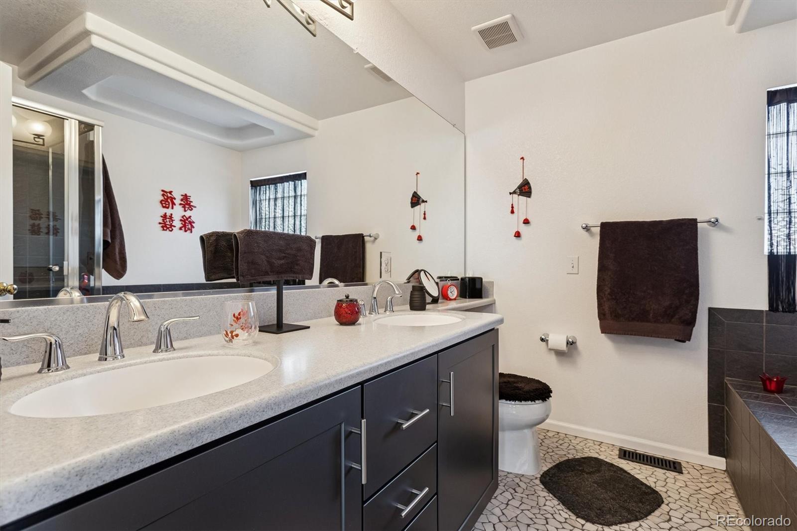 1294 Braewood Avenue