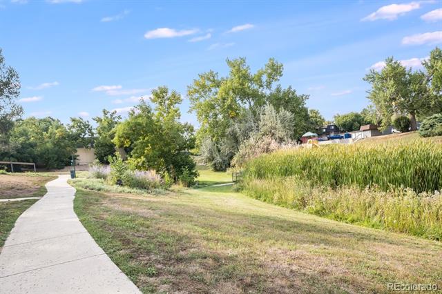 249 E Highline Circle Unit: 102