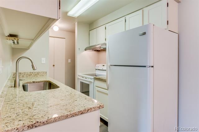 249 E Highline Circle Unit: 102