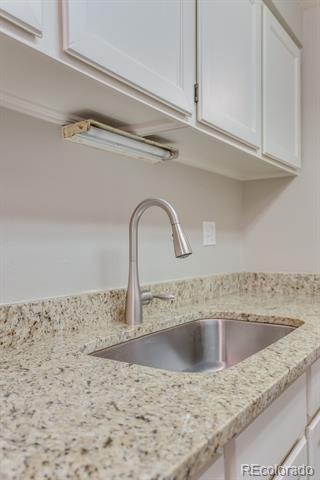 249 E Highline Circle Unit: 102
