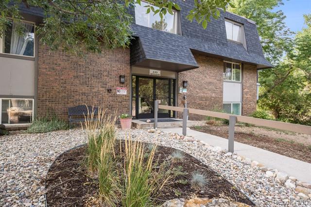 249 E Highline Circle Unit: 102