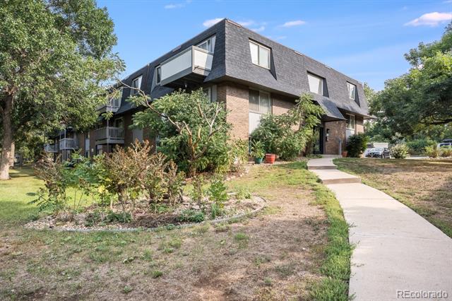 249 E Highline Circle Unit: 102