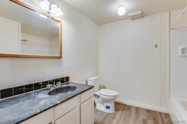 249 E Highline Circle Unit: 102