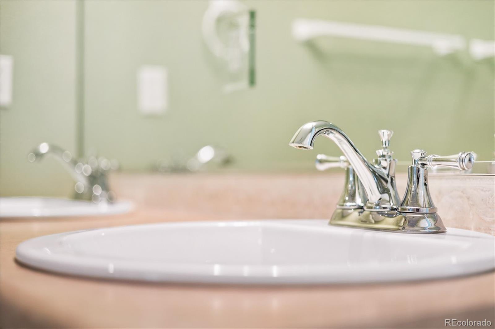 1308 S Clermont Street