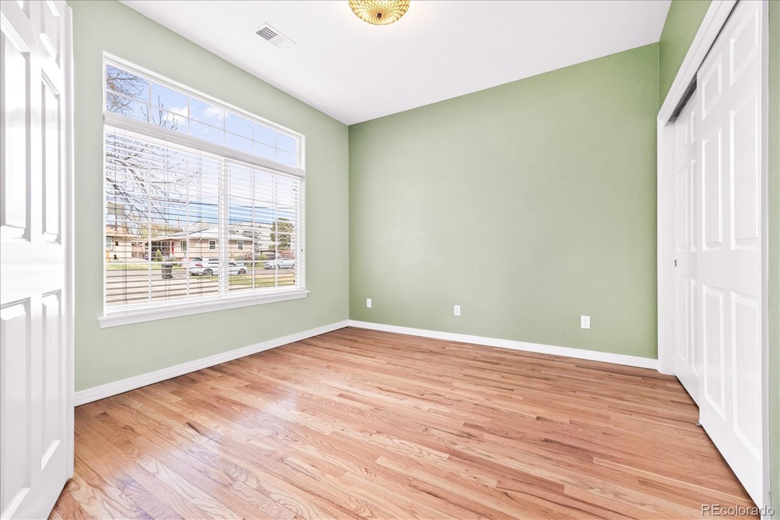 1308 S Clermont Street