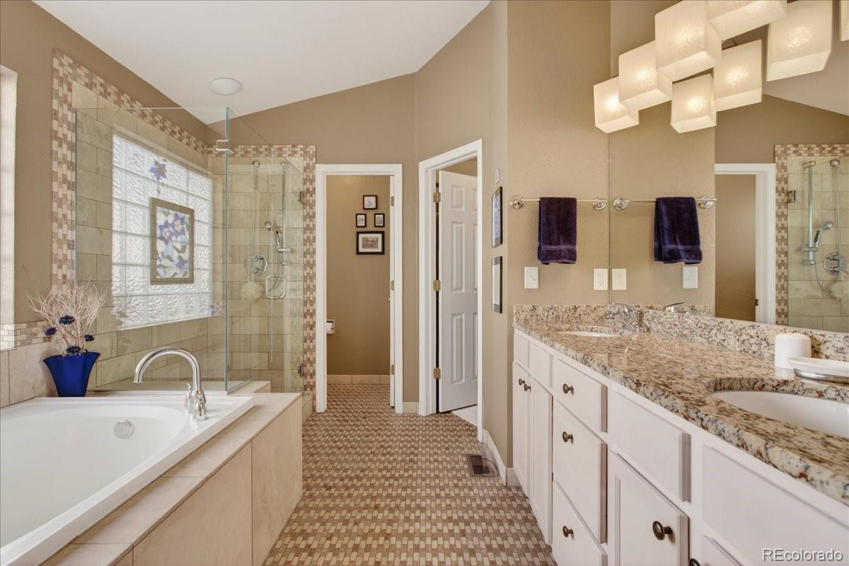 10871 W Dumbarton Place