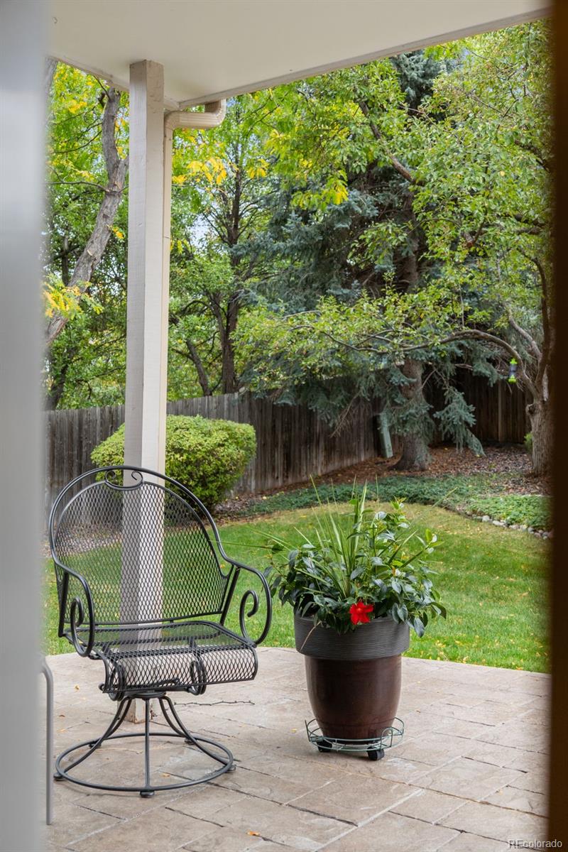 9614 W Arlington Avenue