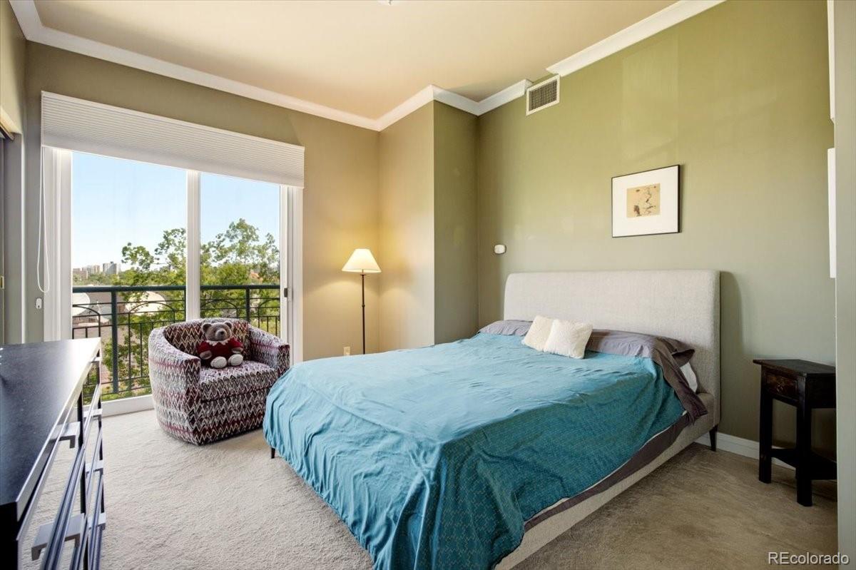 400 E 3rd Avenue Unit: 401