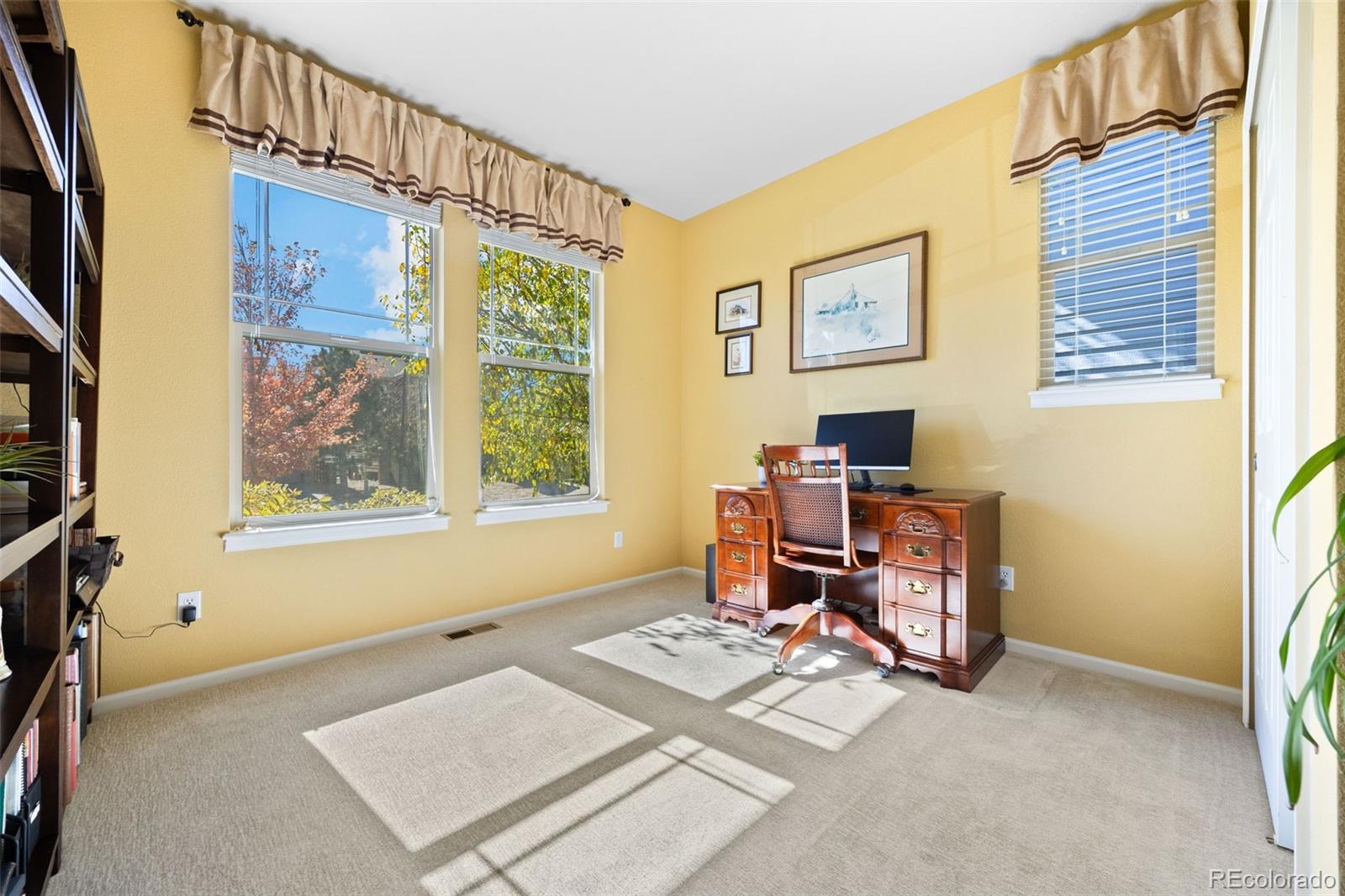 21659 E Tallkid Avenue