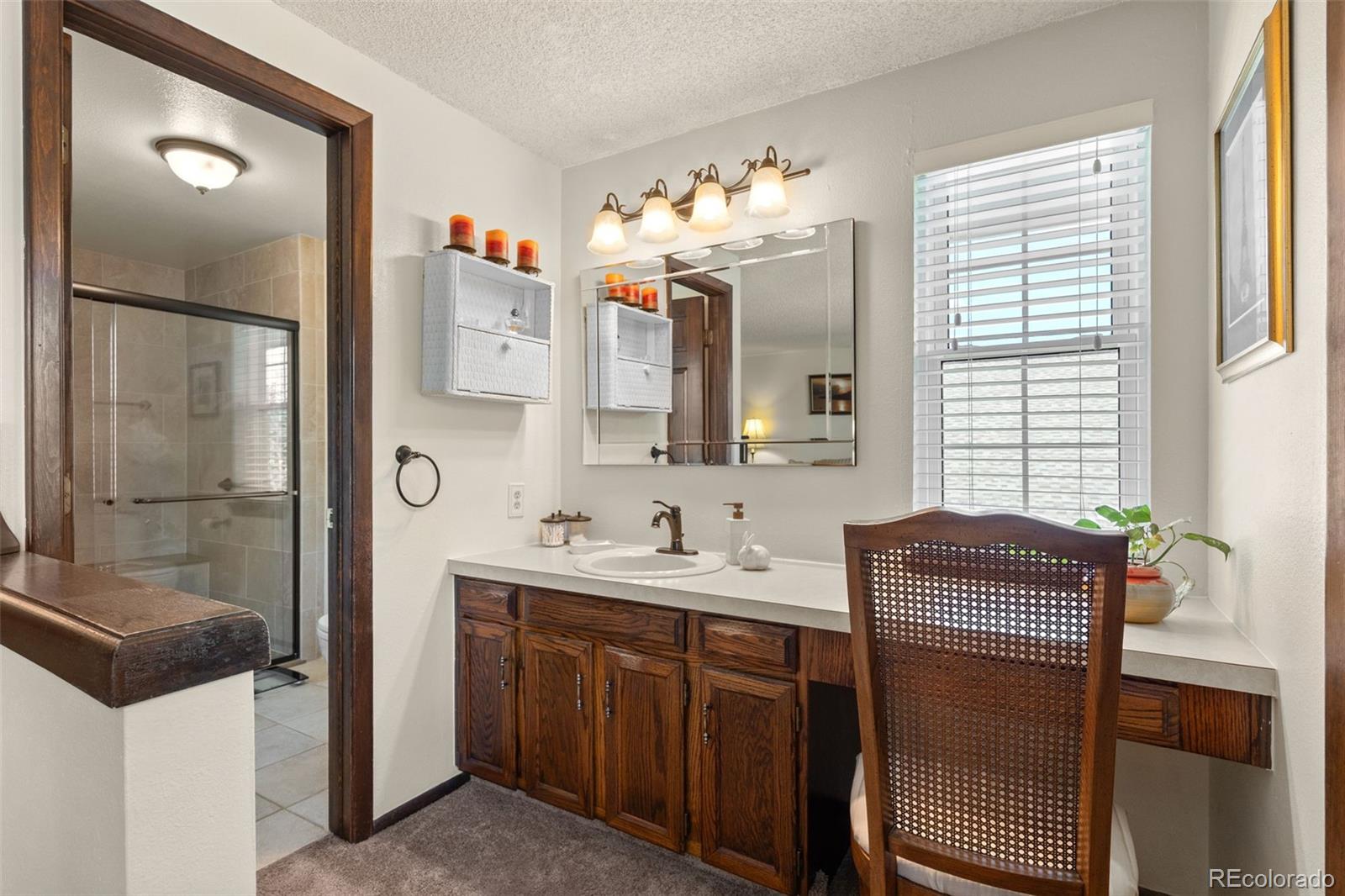 8135 S Syracuse Street