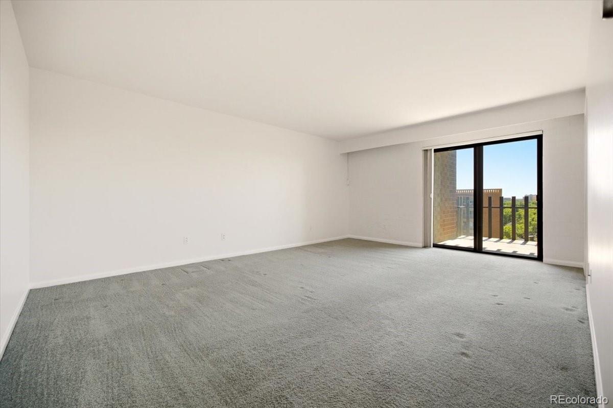 420 S Marion Parkway Unit: 1303