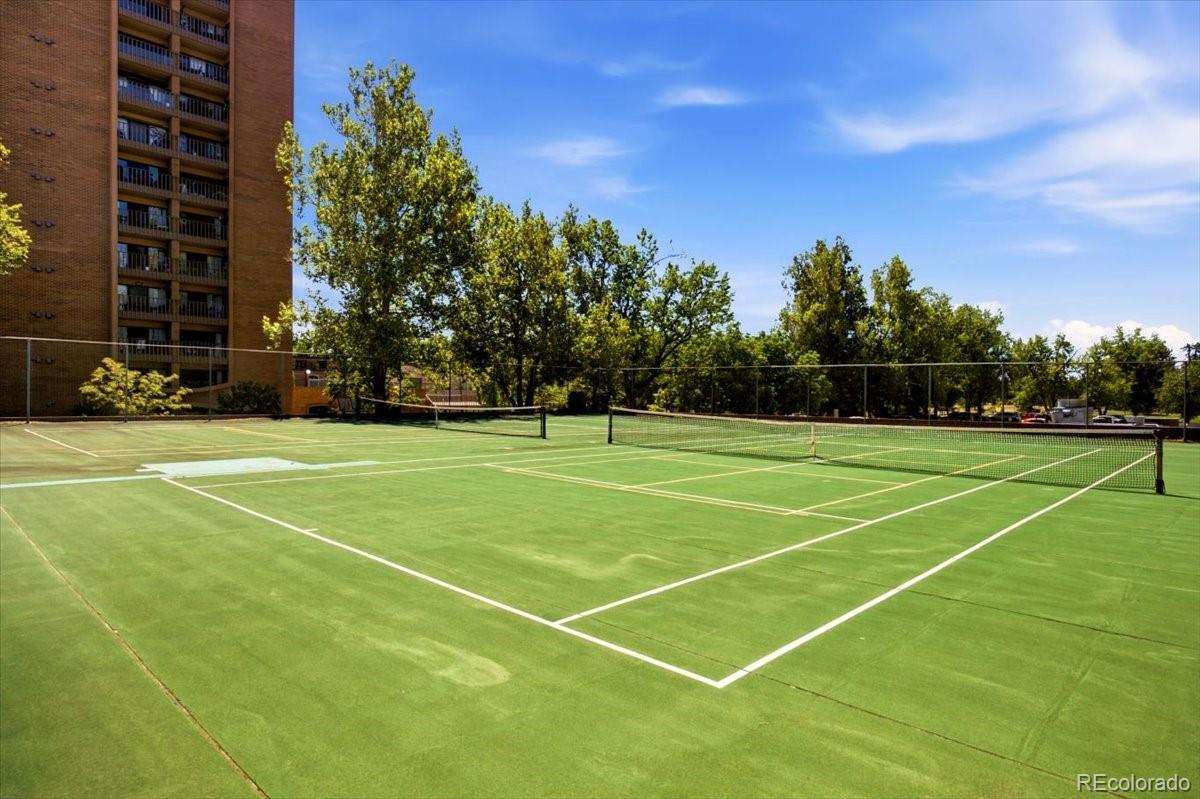 420 S Marion Parkway Unit: 1303