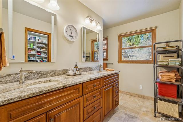 6509 Pike Circle