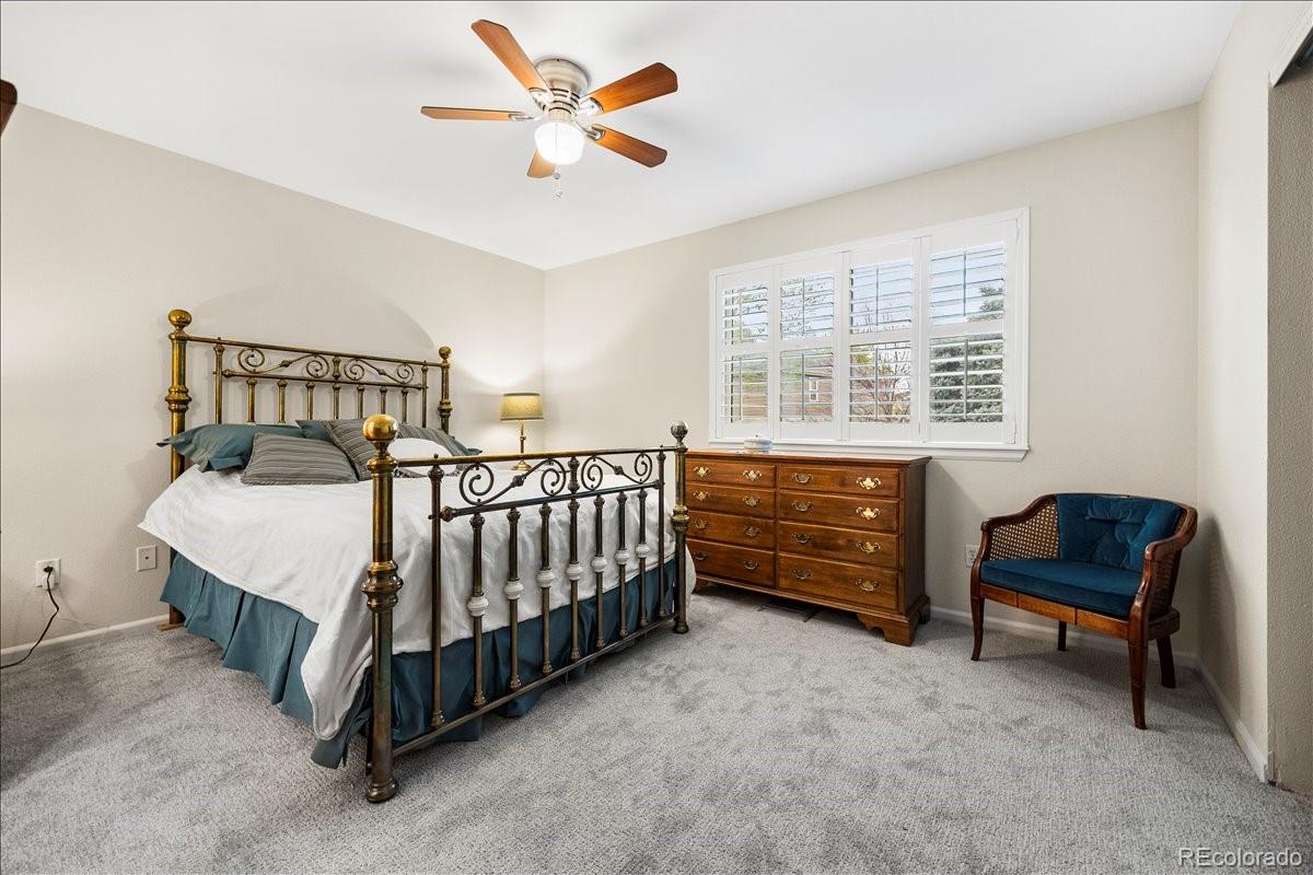 1011 Laurenwood Lane