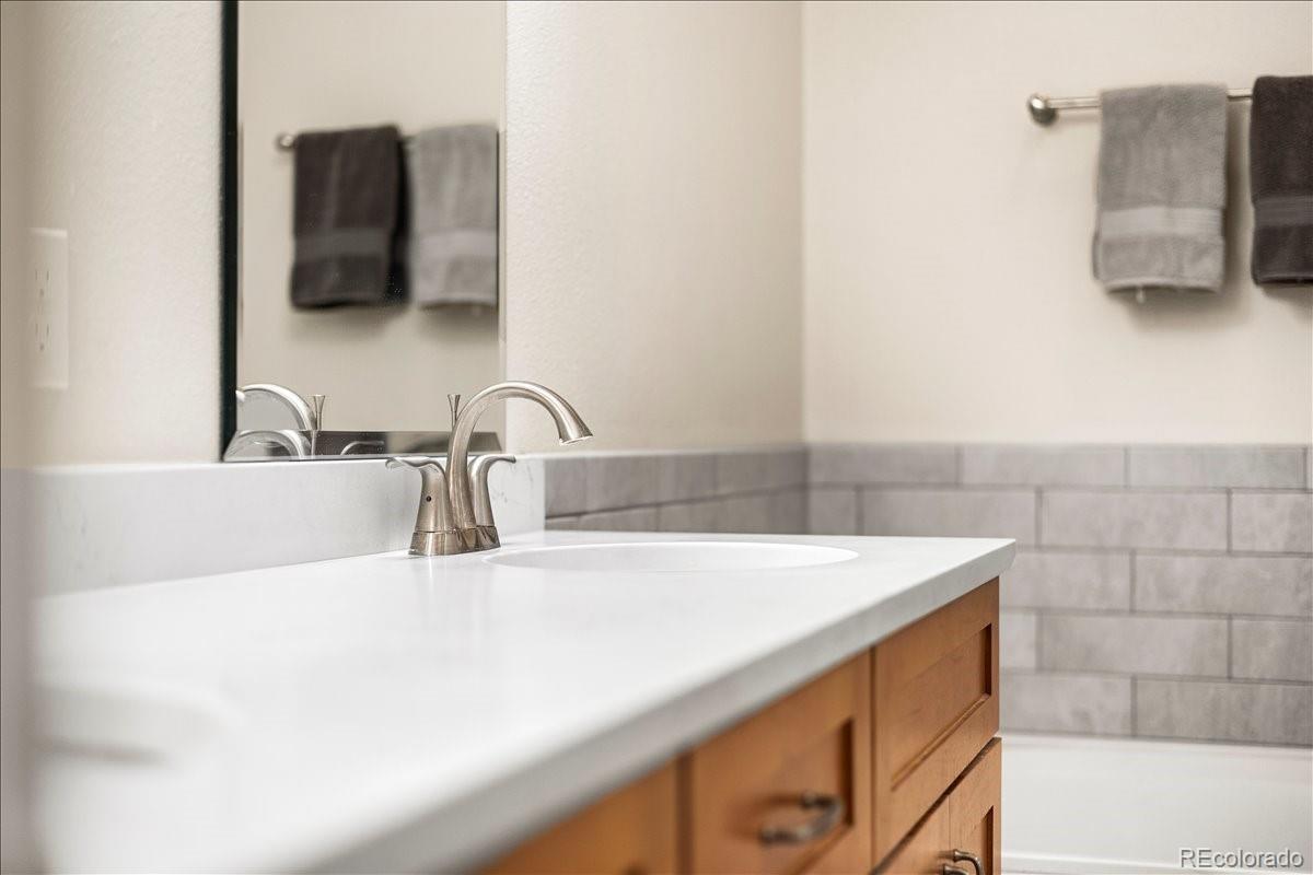 1011 Laurenwood Lane