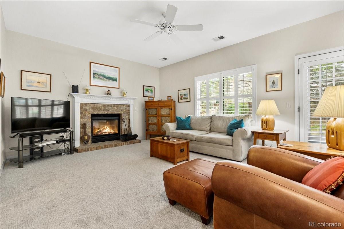 1011 Laurenwood Lane