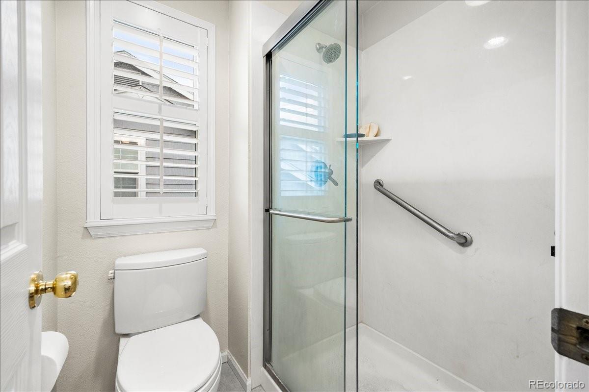 1011 Laurenwood Lane