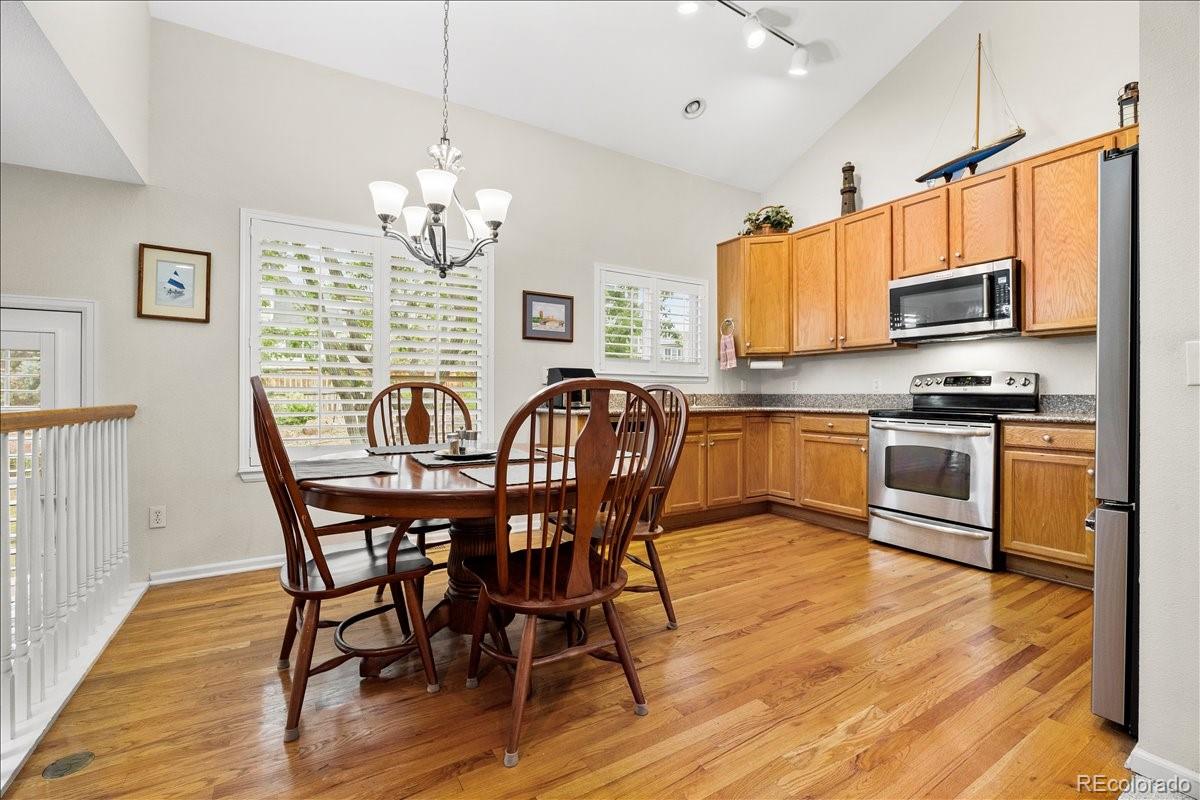 1011 Laurenwood Lane