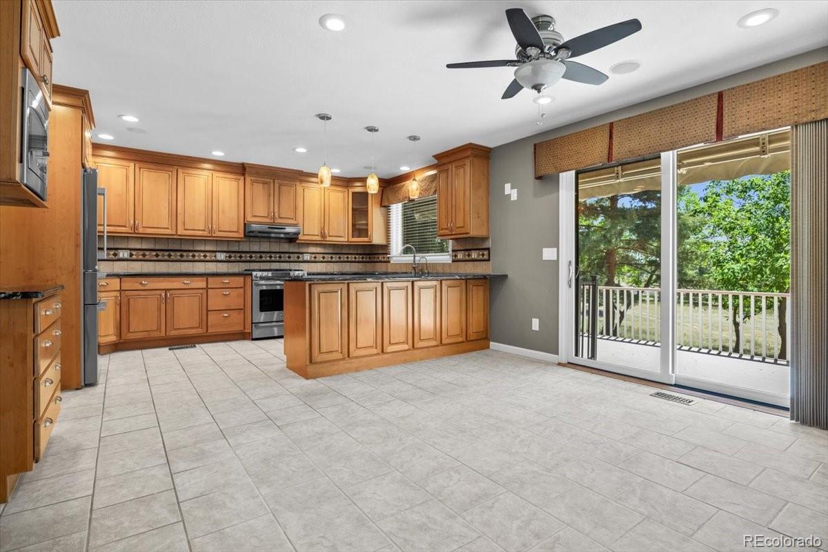 6471 E Lookout Drive