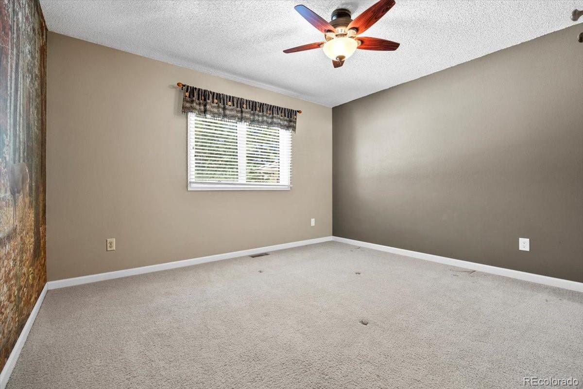 6471 E Lookout Drive
