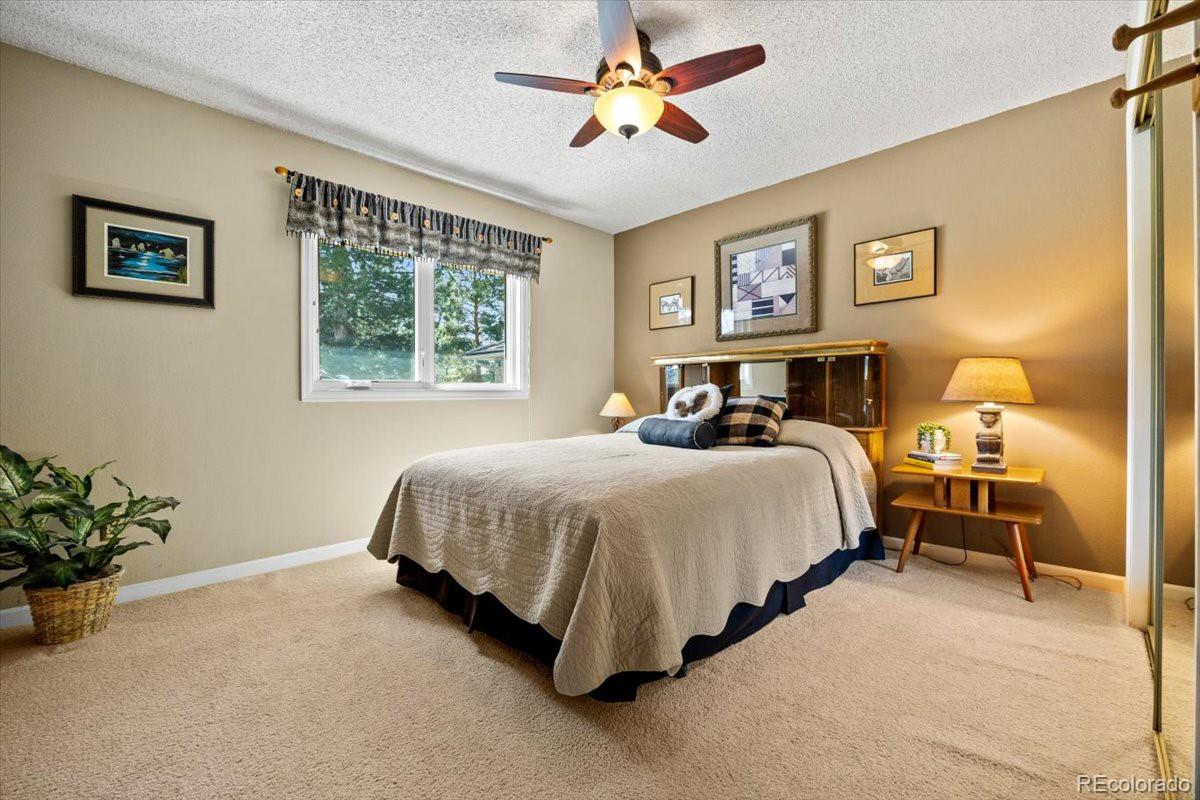 6471 E Lookout Drive